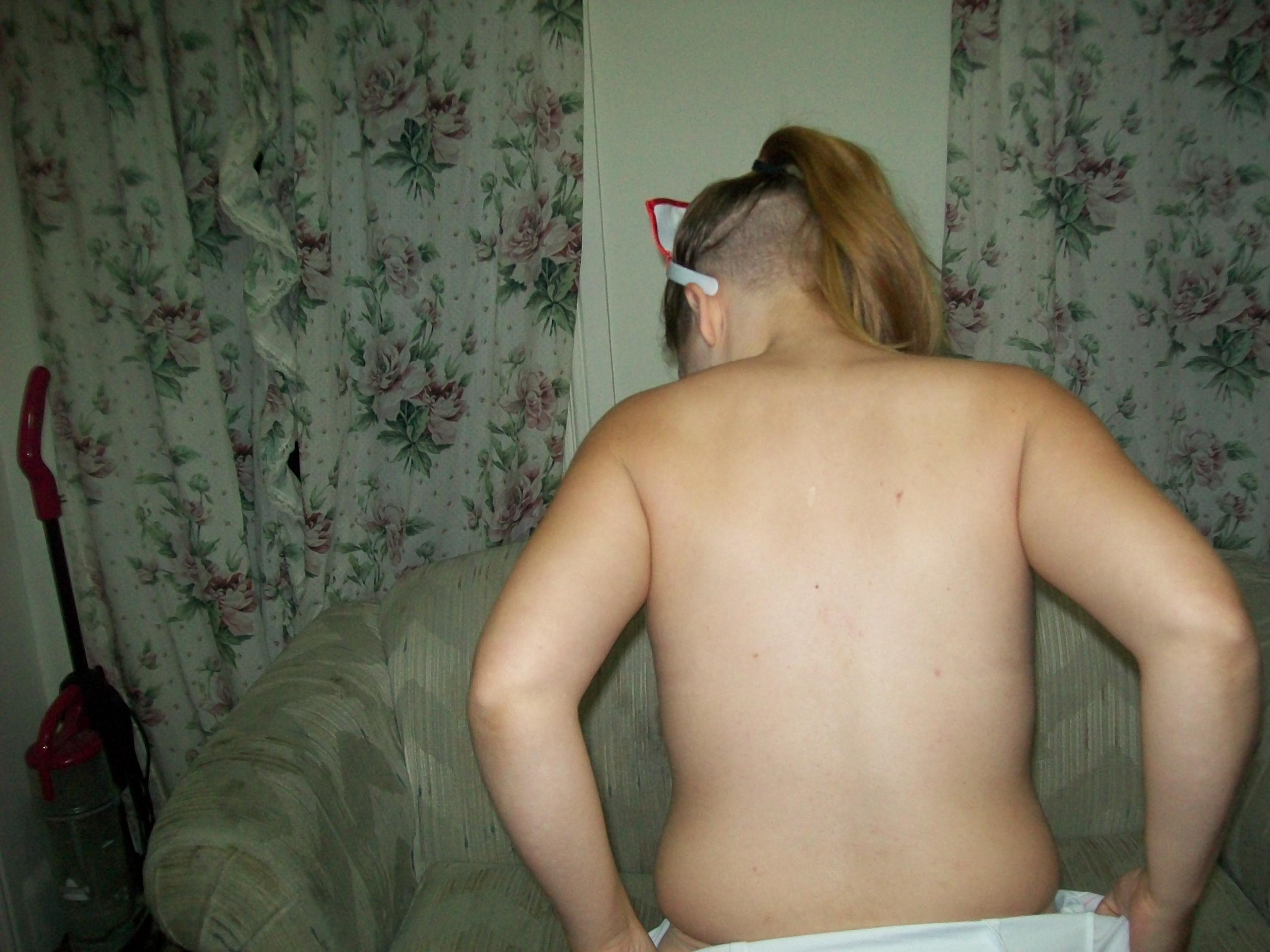 Babes with Undercut/BuzzcutSide Cut Bald and Partially Shaved Headside shave pixie bob hair fetish Page 5 Freeones Forum